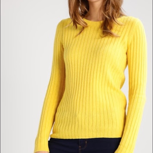 Sunshine Yellow sweater 😍🌝 - Picture 1 of 5